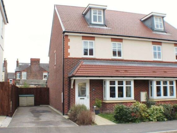 3 Bedroom Semi-Detac...